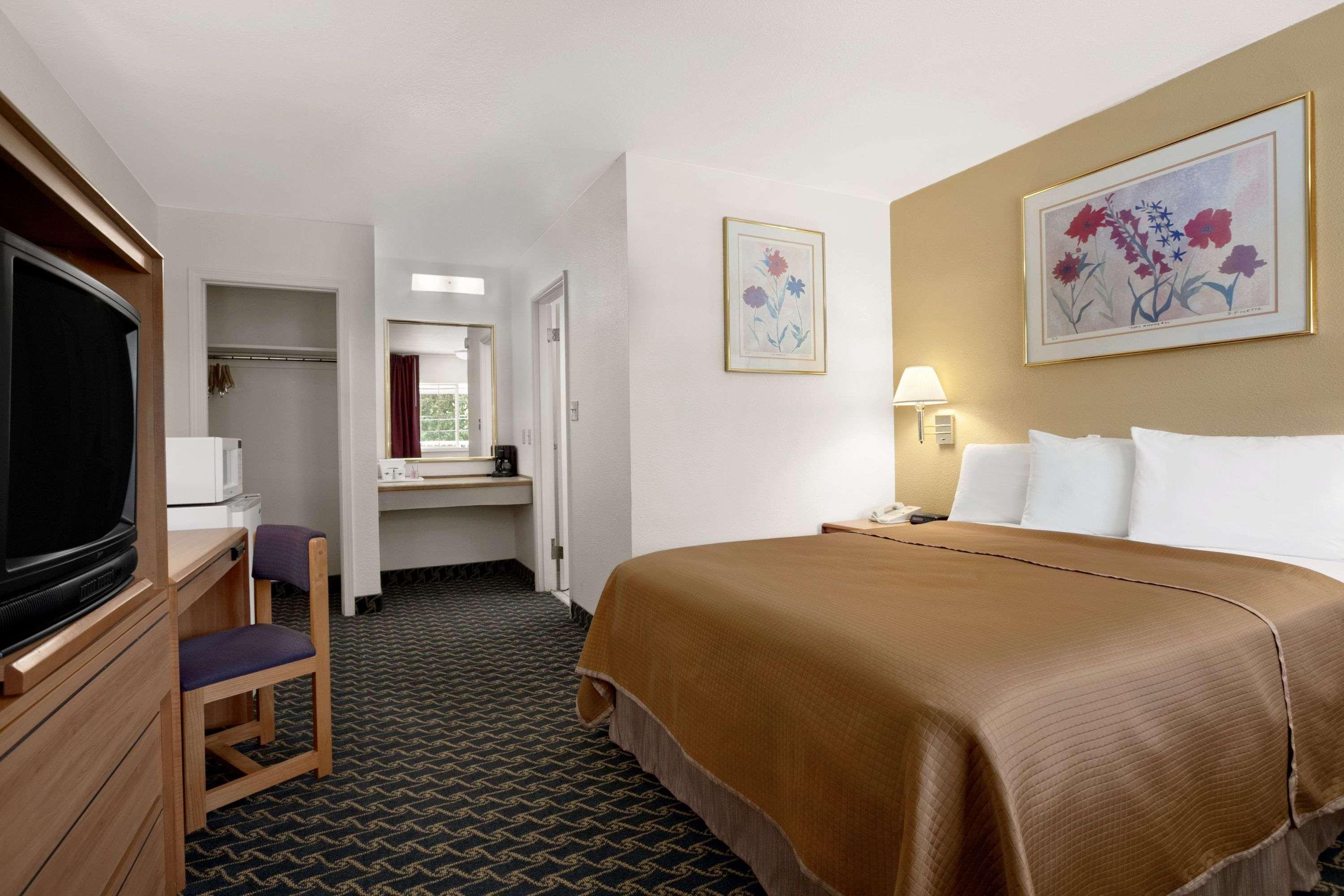 Travelodge by Wyndham Pendleton OR Eksteriør billede