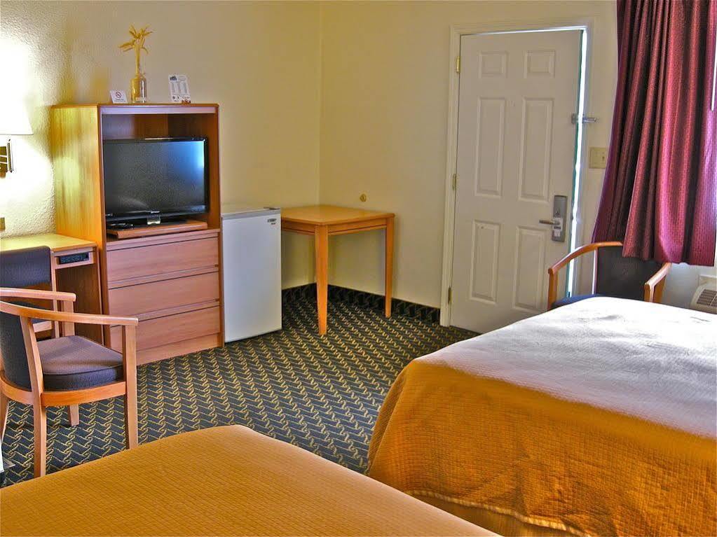 Travelodge by Wyndham Pendleton OR Eksteriør billede